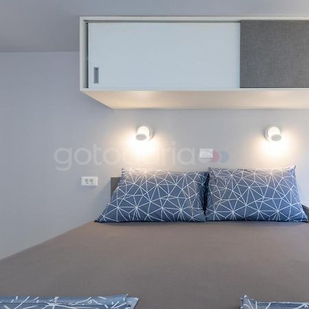 Modern Duplex Studio Tommy Макарска Екстериор снимка